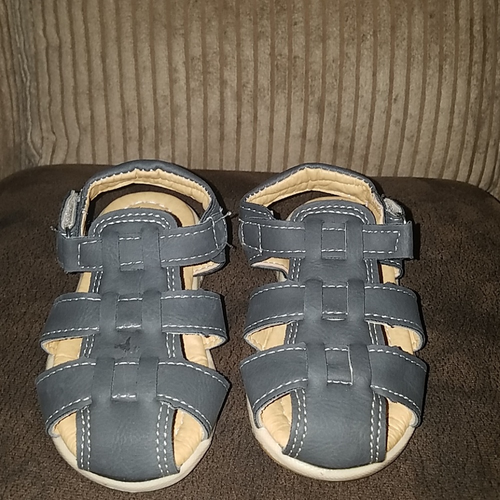 Little boys sandals size 7 NWOT